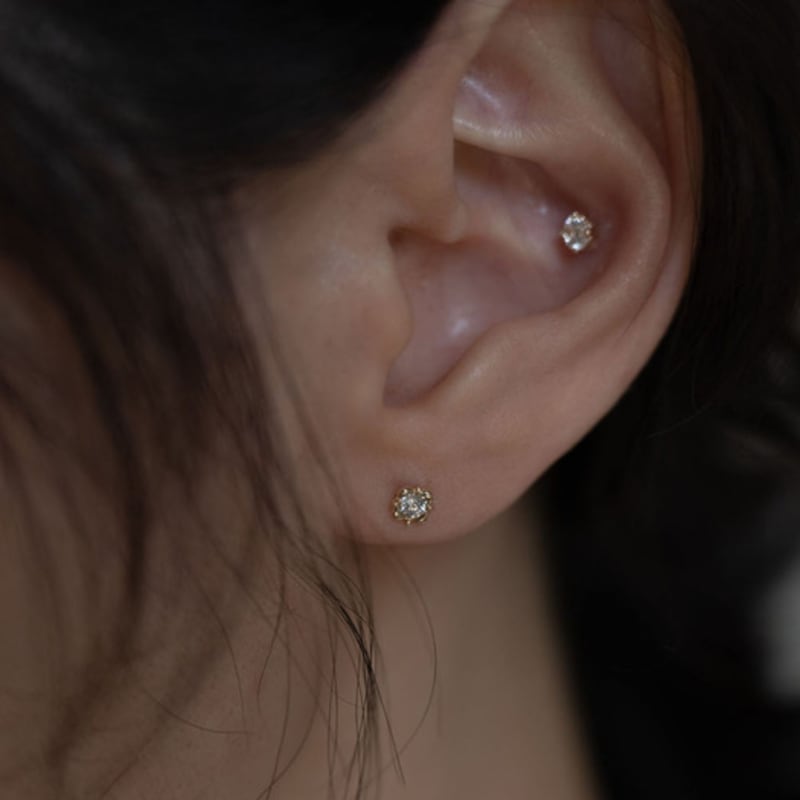 Youngglow 14k Frame Lab Diamond Piercing