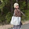 Daisy Lace Bobo Ribbon Shoulder Bag _ [White Edition]