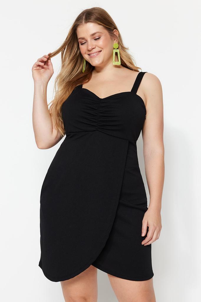 Women's Style Plus Size Black Sweetheart Neckline Knitted Dress