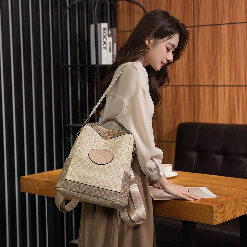 European and American Retro Leisure Large Capacity Women's Backpack Autumn and Winter New Trendy Travel Dual-use Backpack