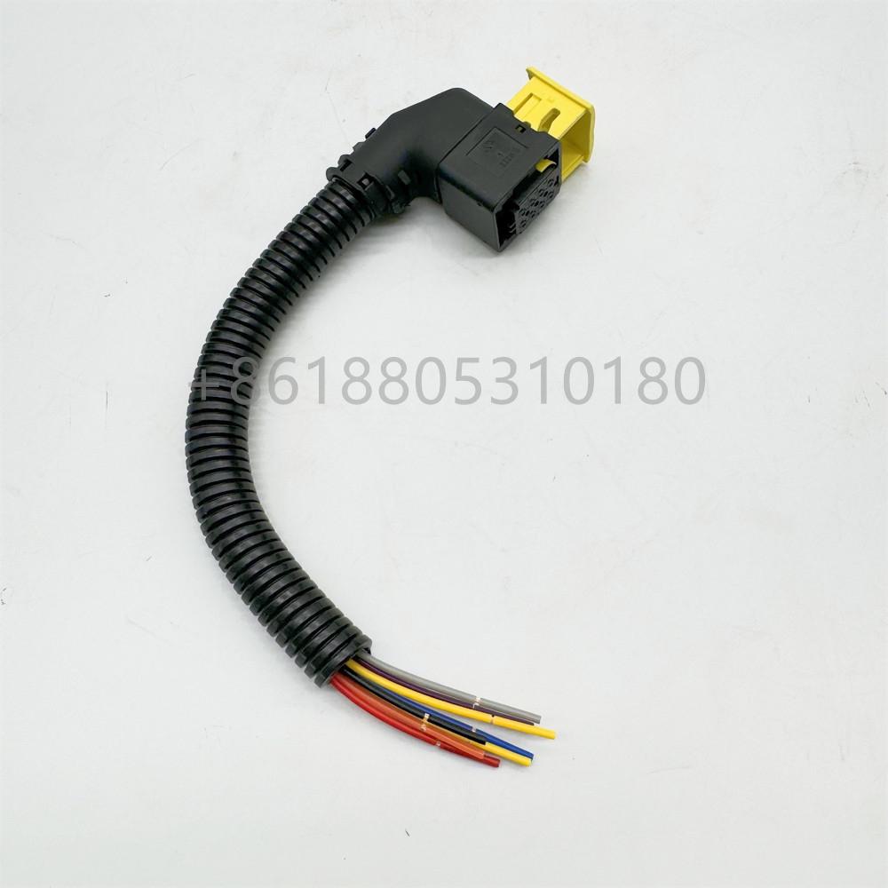 The electrical connector of the urea injector is suitable for Scania Mercedes DAF Freightliner trucks 2722701/A0001405339