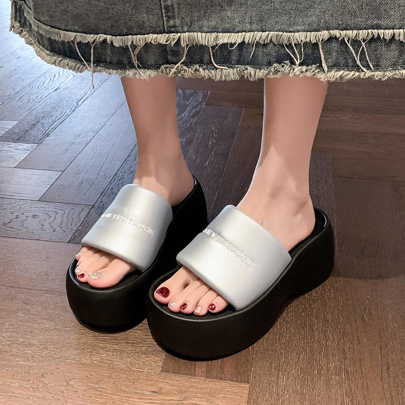 

Красивые шлепанцы на толстой подошве, увеличивающие рост, крутые женские новые летние модные и высококлассные пляжные шлепанцы-юбки 40 серебряный