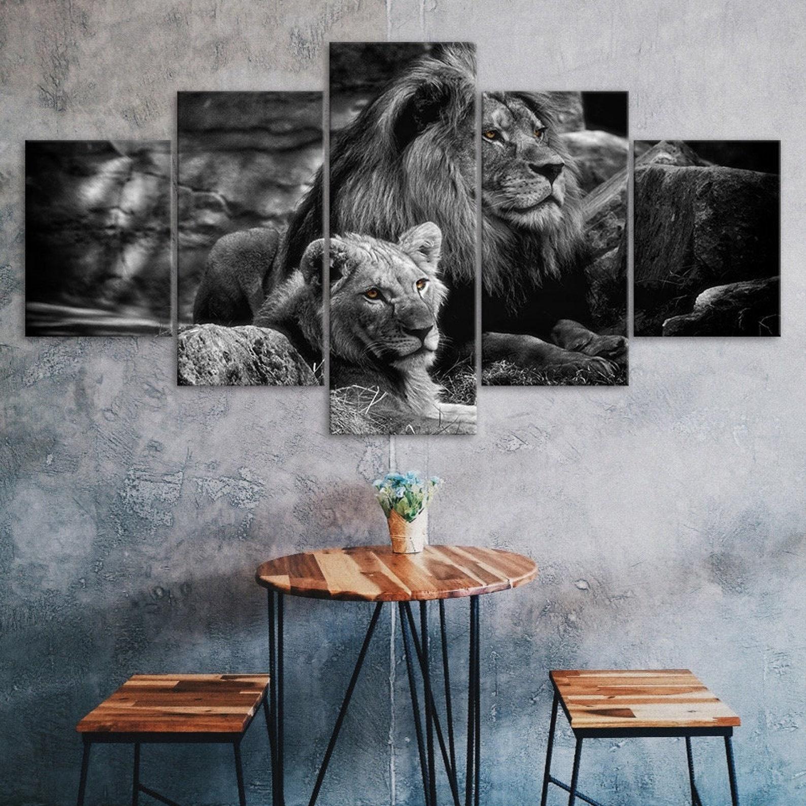 

Lion Family Animal Couple White Black Scene 5 Piece Five Panel Wall Canvas Print Modern Art Poster Home Decor Gift For Him For Her 20X35 20X45 20X55CM