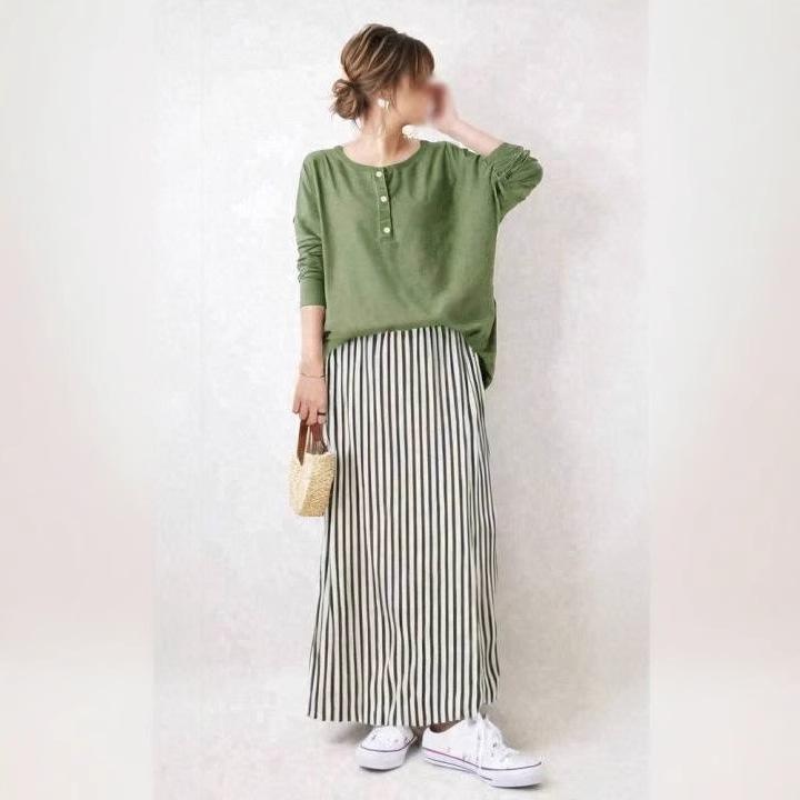 

2026 Japanese Autumn Striped Two-Piece Set: Round Neck Long Sleeve Top with A-line Skirt. S