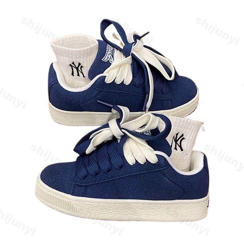 Fashion 2025 Spring New Casual Couple Casual Shoes Retro Chic Versatile Youth Trend Breathable Height Increasing Sports Skateboard Shoes