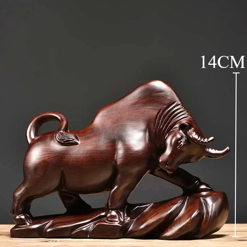 

1pc Wooden Cow Ornament Twelve Zodiac Ox Ornaments Home Decoration Office Decoration Solid Wood Carving Animal Crafts 14cm High about 14cm