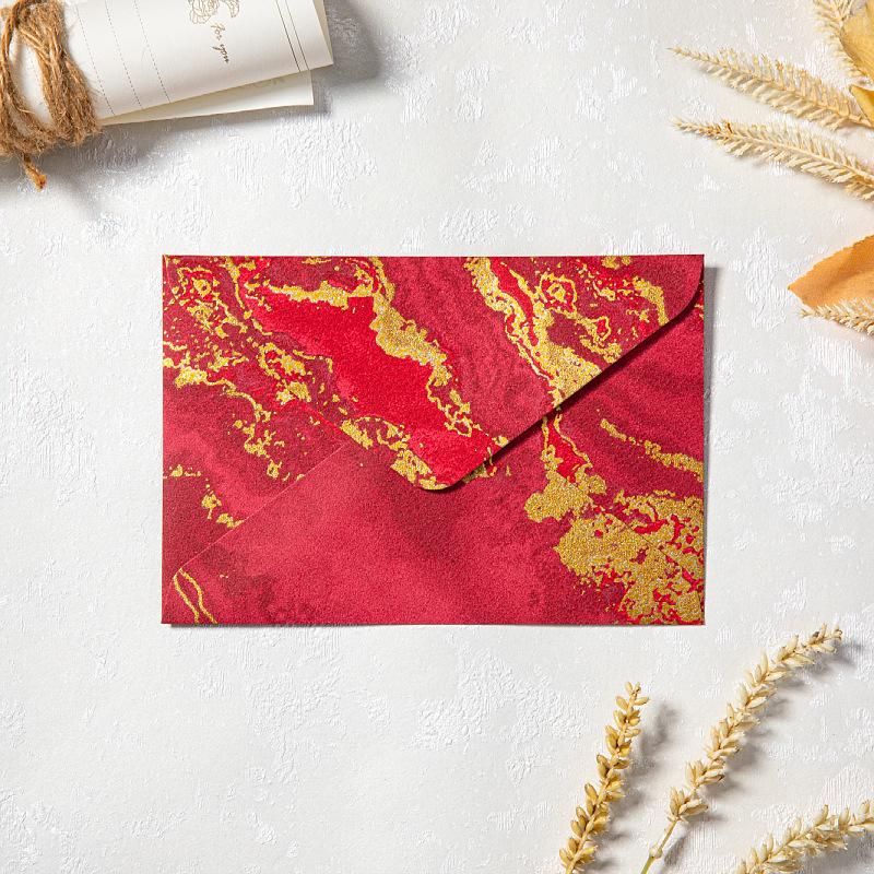 In-Stock Western-Style Gilded Love Letter Envelopes & Gold Embossed Letter Paper Set