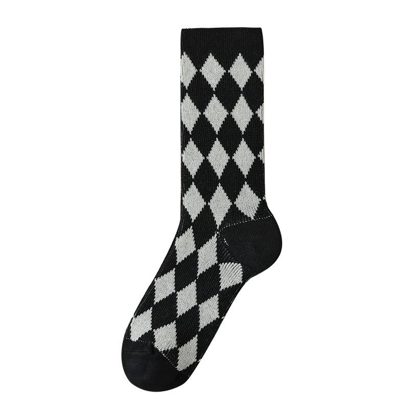 Retrofarbene High-Top-Socken für Damen im Herbst und Winter und Mid-Top-Socken aus gekämmter Baumwolle für Damen im Frühling und Herbst