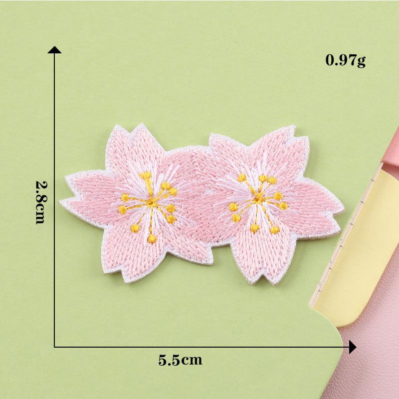 Embroidery label flower clothes patch sticker clothing accessories badge jewelry accessories self-adhesive embroidery cloth sticker