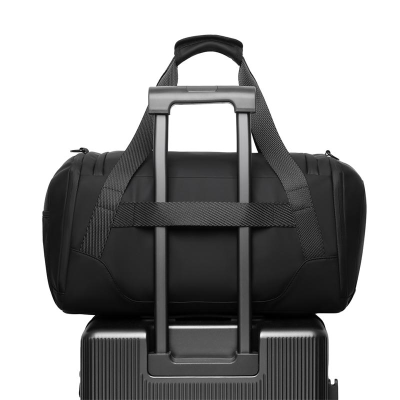 Fitness Bag Men's Large Capacity Travel Bag Shoulder Crossbody Bag