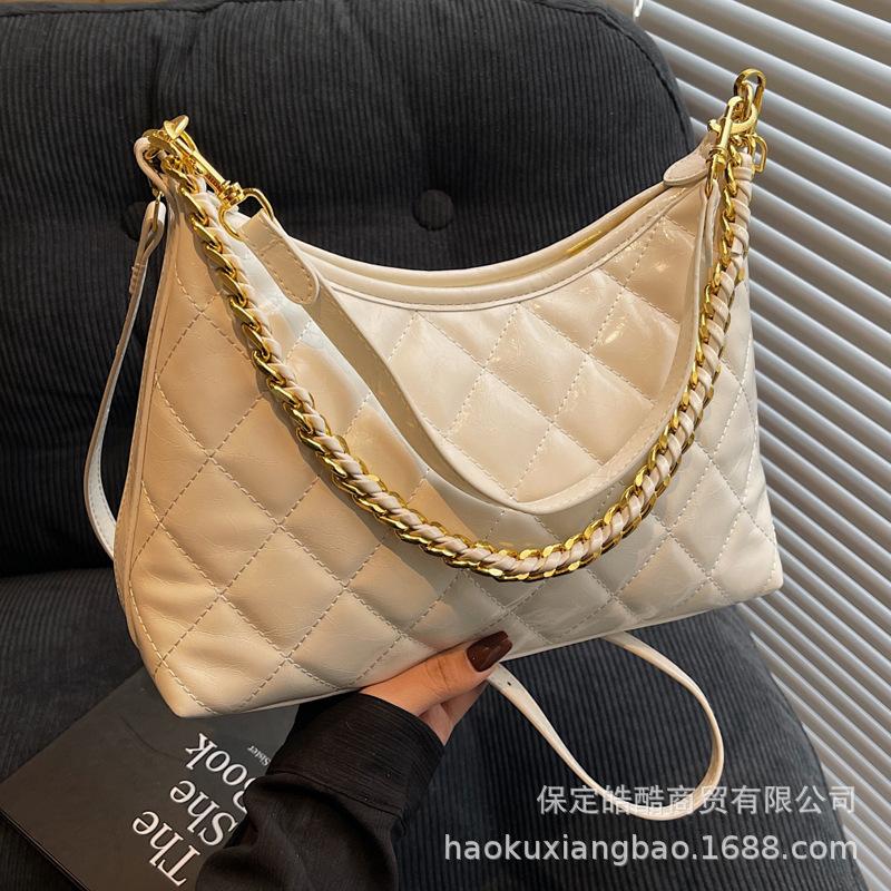 Rhombus chain bag women's spring and summer retro 2025 new versatile shoulder messenger bag high-end sense work commuter bag