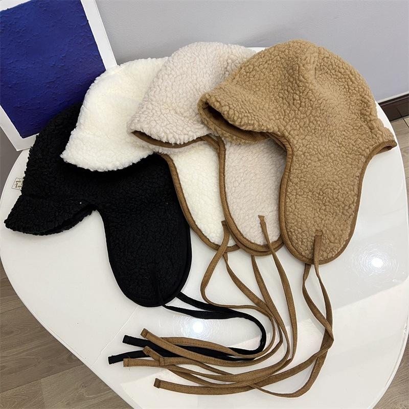 Lightweight and Simple Lamb Wool Winter Men and Women Outdoor Ear Protection Cold College Wind and Snow Hat Tide