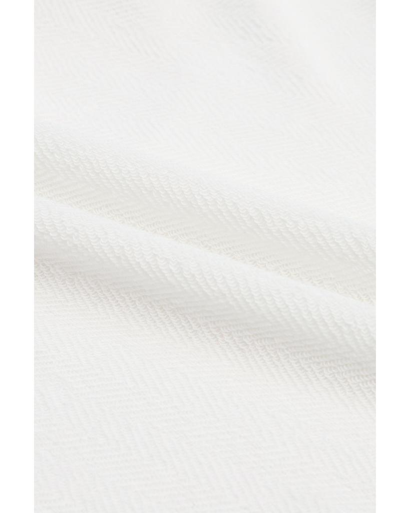 Azura Exchange White Plus Size Long Sleeve Flap Pocket Henley Top