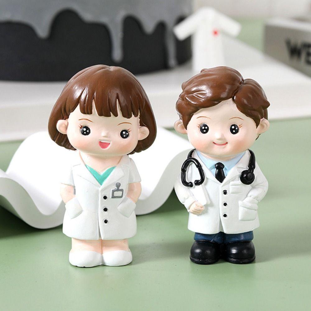 DlY Doctor Garage Kit Cartoon Nurse Cake Ornaments Exquisite Doctor Nurse Model Statue  Home Decor