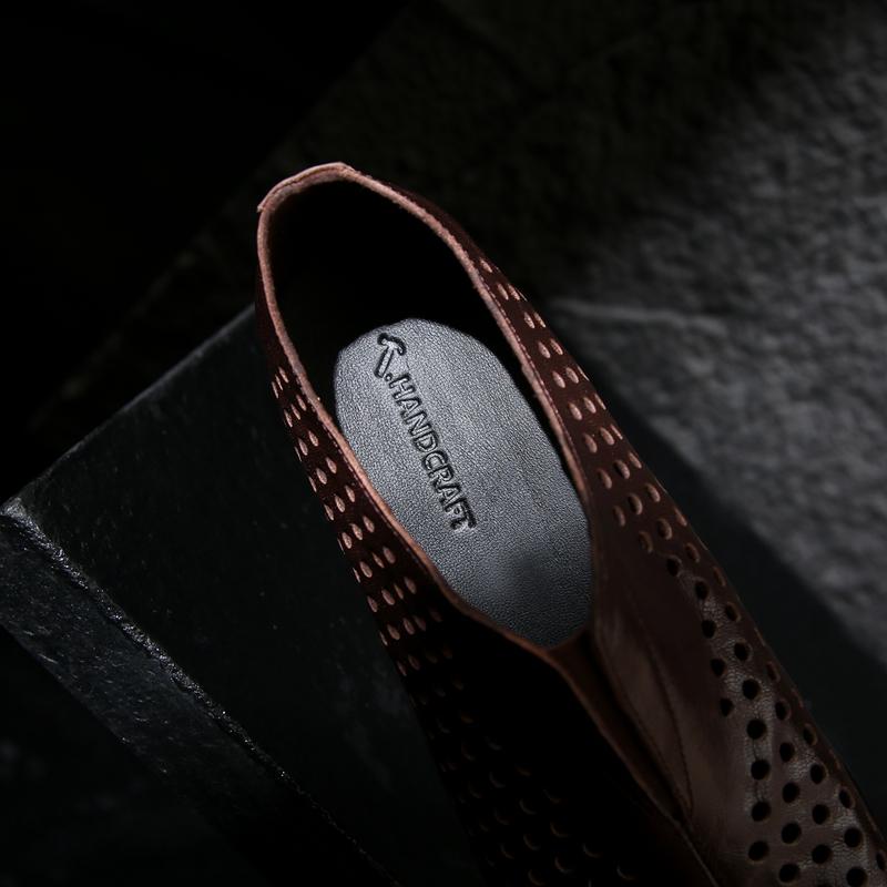 Fashion Women's New Spring and Autumn Vintage Genuine Leather Cowhide Pointed Hollow Hole Comfortable Middle Heel Muller Single Shoes