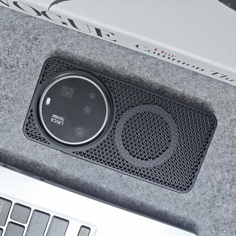 

Xiaomi 17PROMAX Honeycomb Mesh Heat Dissipation Breathable Magnetic Phone Case Suitable Redmi K80PRO High-end Feel 15 Redmi K80 PRO