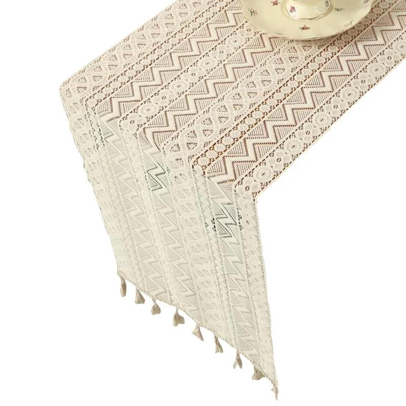 Cotton and Linen Vintage Table Runner Boho Table Runner for Home Decor Dining TableCloth Coffee Tables Cloth Tassel Table Flag 35x40cm