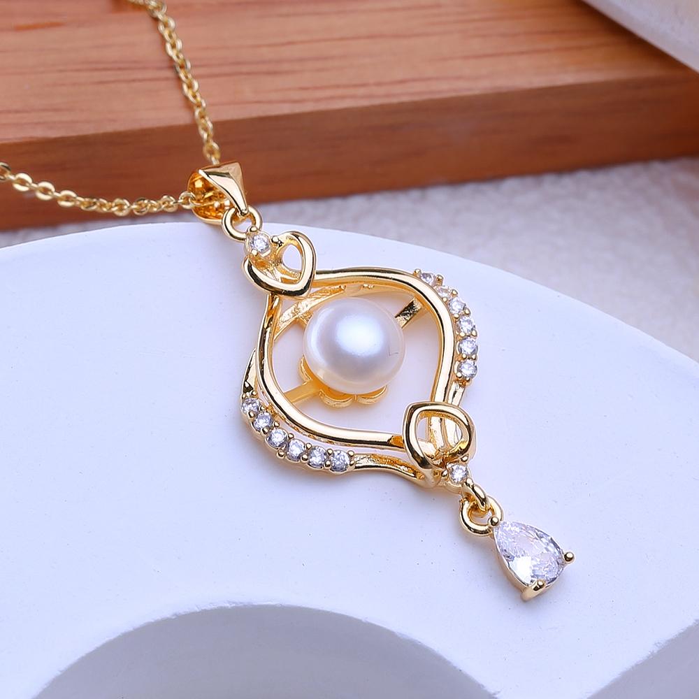 LSOOYH Collane di Gioielli con Perle d'Acqua Dolce Naturali per Donna Elegante Pendente a Fiore Color Oro Regalo di Compleanno