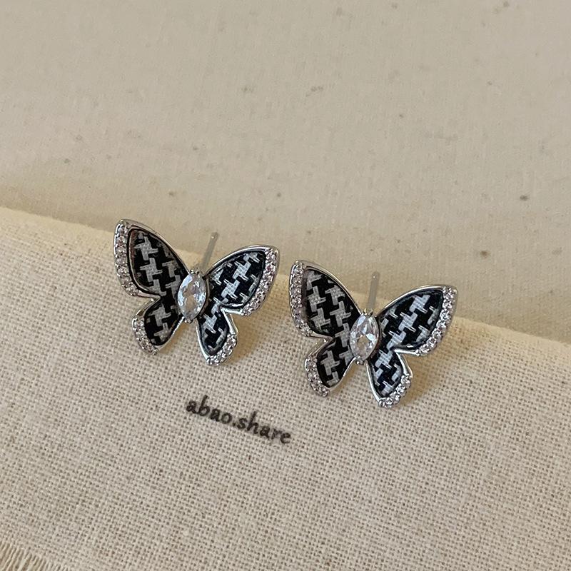 

Серьги-гвоздики Mori Qiandongge Butterfly Zircon, женские, нишевые, дизайн, чувство уникальной индивидуальности, изысканные, универсальные серьги