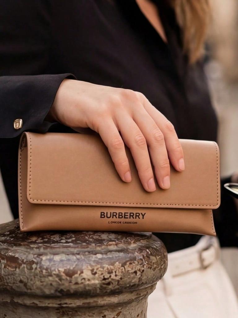 Burberry Hnědé pouzdro na sluneční brýle z PU kůže