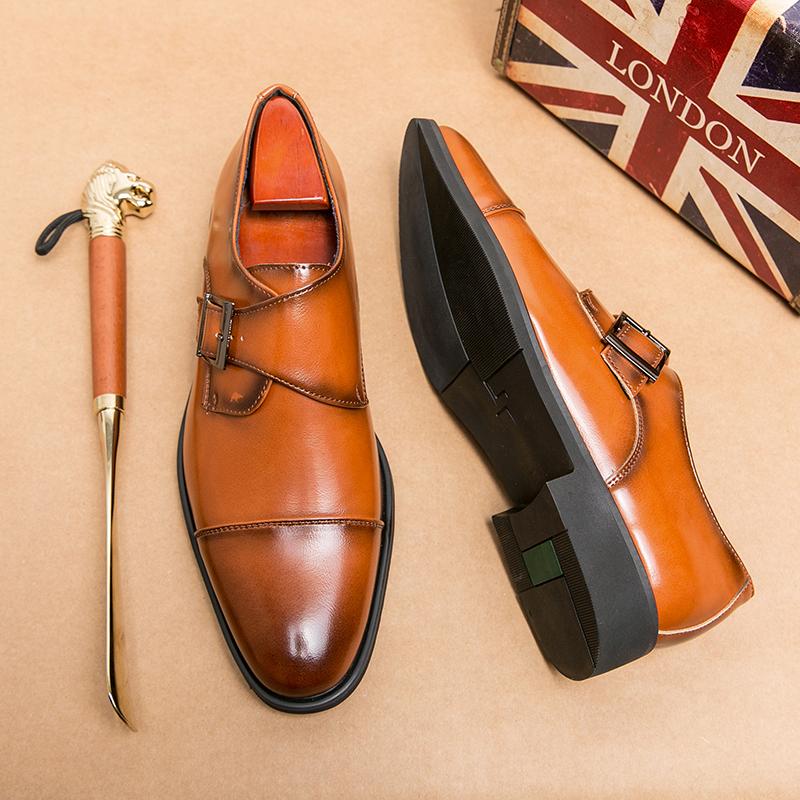 Gentleman Business Loafers New Fashion Men's Pointed Black Monk Strap Shoes Designer Formal Wedding Dress Homecoming Footwear