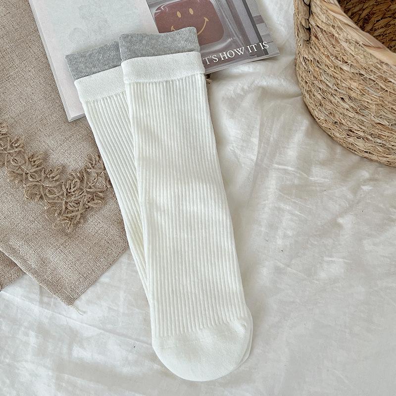 Korean Style Gray Scrunch Socks for Women - Versatile, Ribbed, Color Block, Long JK Design for Spring & Autumn