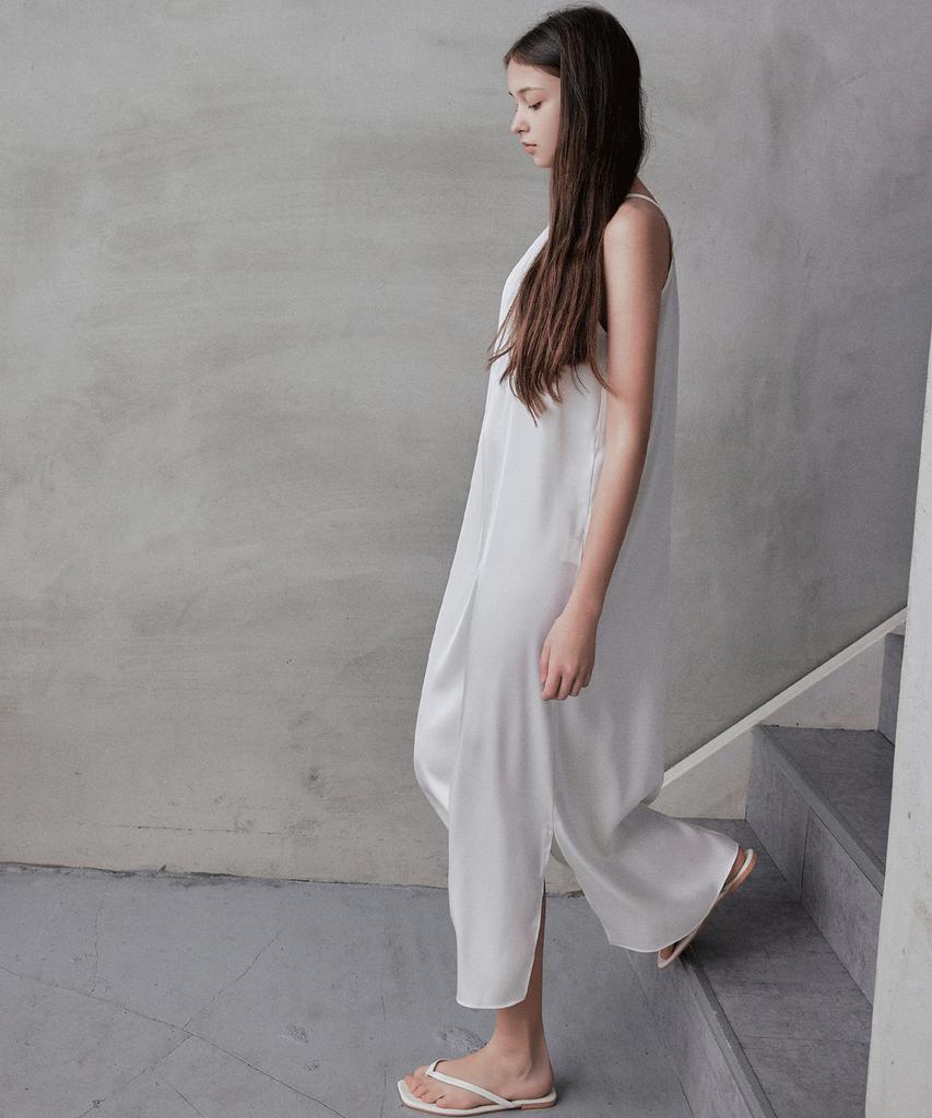Rank 5 [Nellie] Satin Halterneck Dress_ Ivory