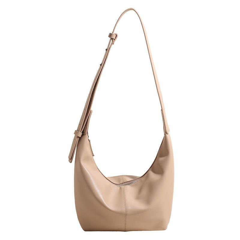 One shoulder oblique span bag women's new model is popular now, dumpling bag women's bag crossbody