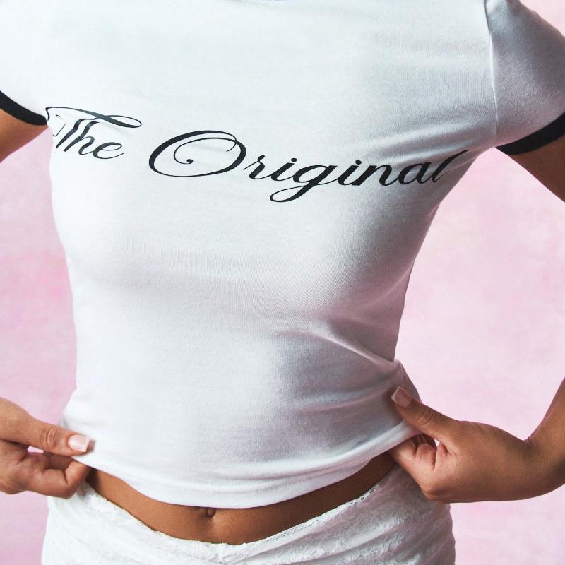 Evropské a americké letní tričko s krátkým rukávem, potiskem písmen, kulatým výstřihem, sexy Y2K slim fit top