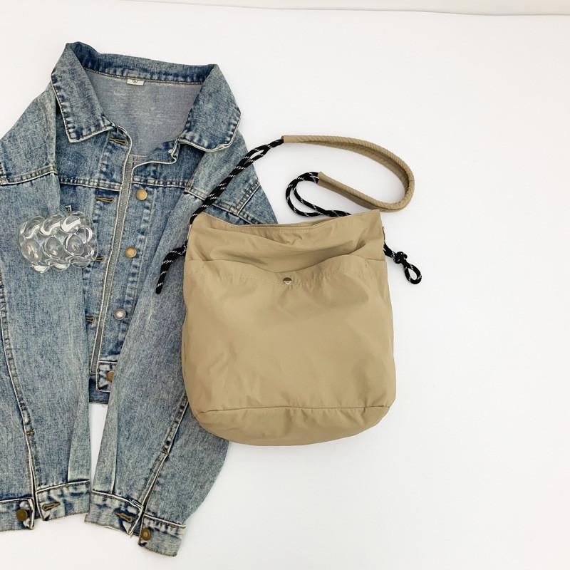 Stylish Casual Canvas Tote Bag For Women With Large Capacity For Daily Commuting