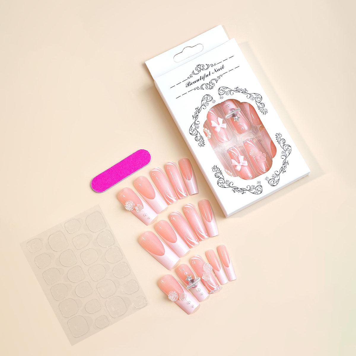 

3D Французский Ноготь-Трубочка с Жемчужным Бантом и Дизайном Каменного Цветка