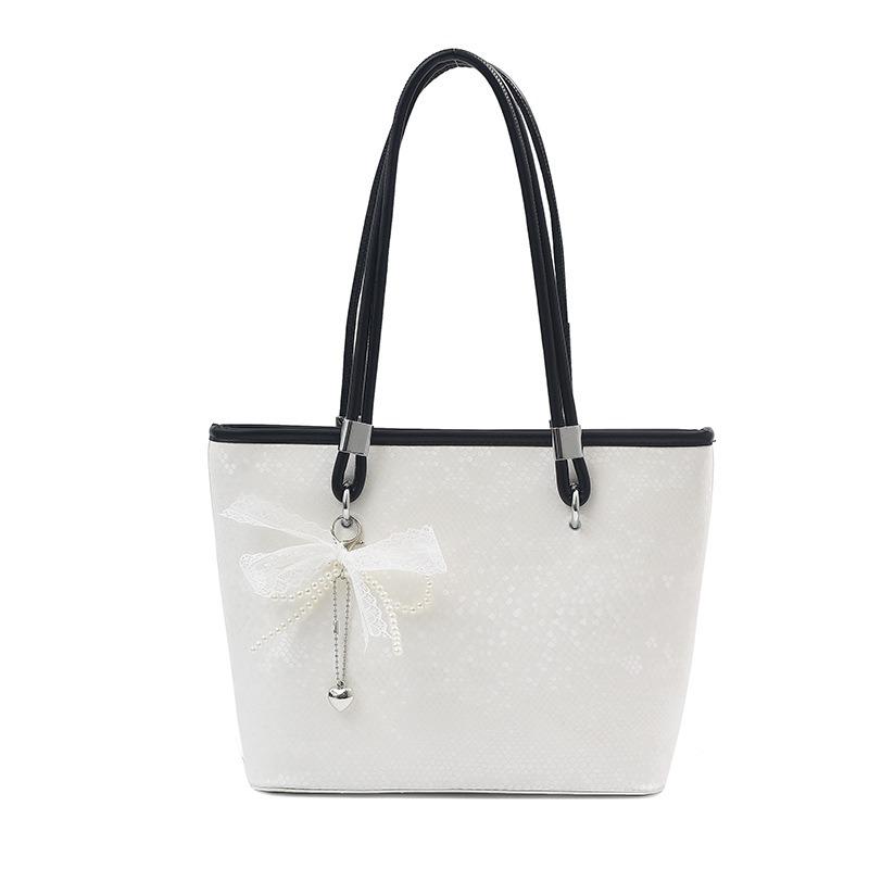 Large capacity bag women's new high-end commuter shoulder satchel underarm class tote handbag