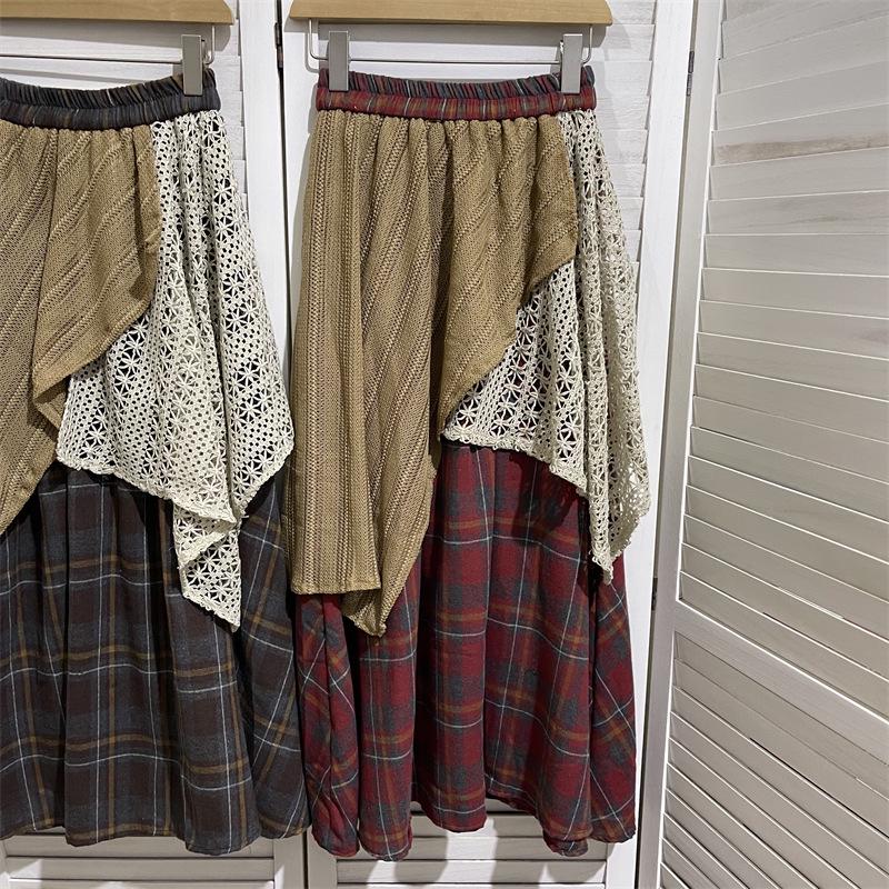 

Винтажная японская лоскутная юбка миди А-силуэта One Size красный