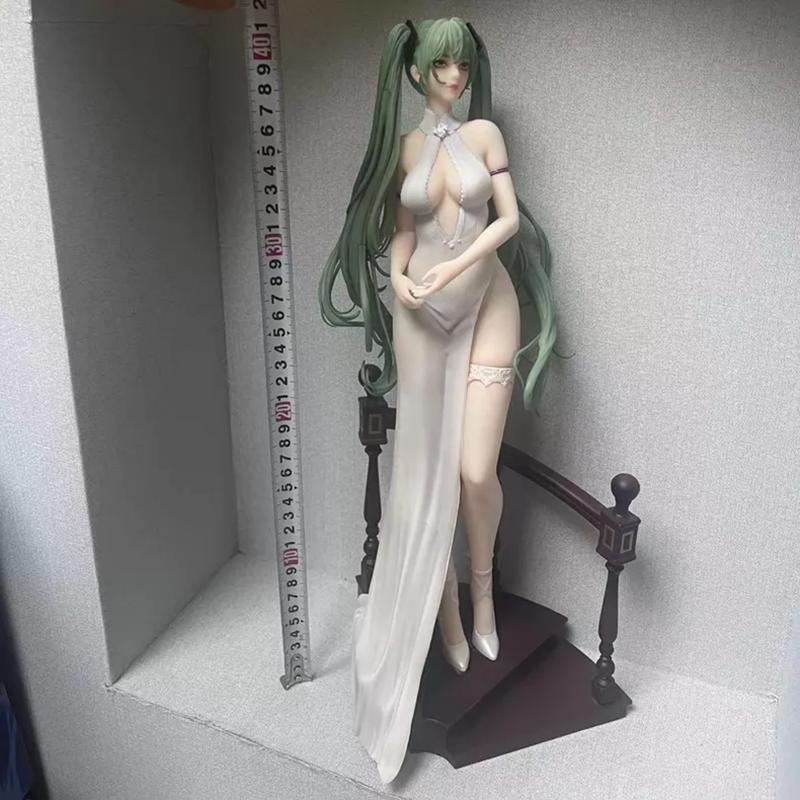 Hatsune Green-Haired Princess 42Cm Pvc Figure Staircase Scene Desktop Ornament Collectible Replica Shipped Within 48 Shipment