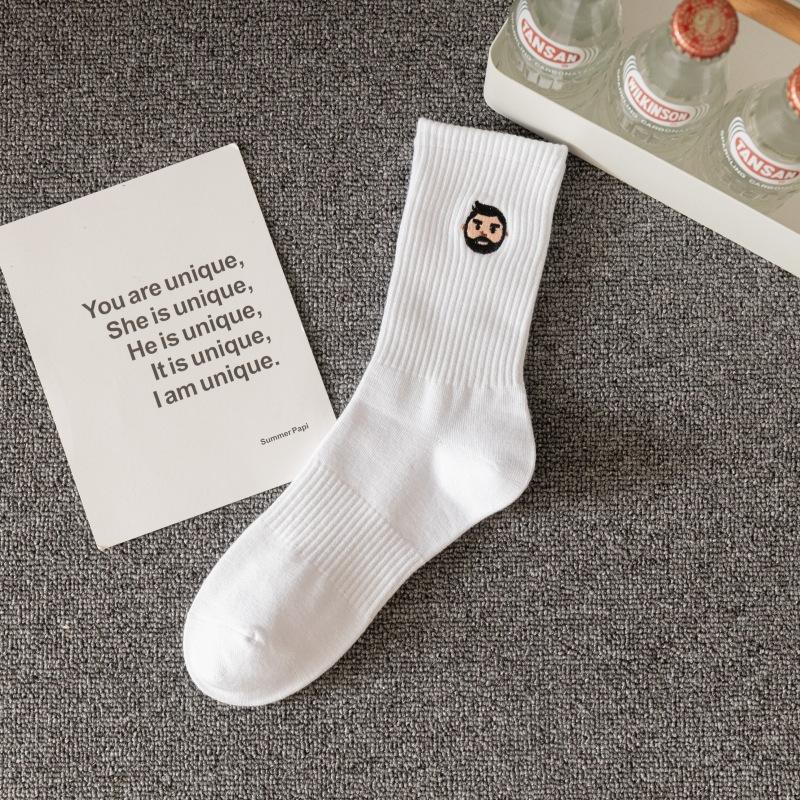 Svarta Strumpor Herr Mellanhöga Trendiga Vita Strumpor Hög Midja Mångsidiga Mellanhöga Sports Sommar Låga Strumpor