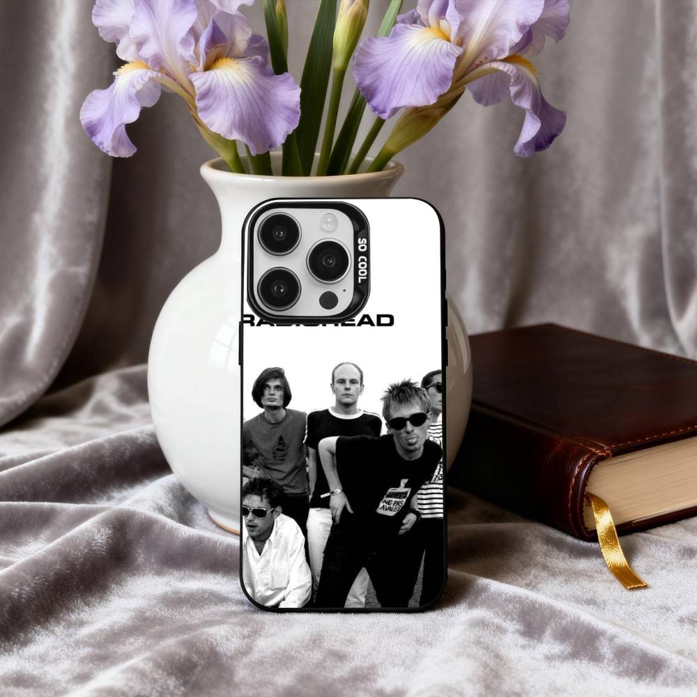 Alternative R-Radiohead -D band Phone Case For iPhone17,16,15,14,13,12,11 Plus,Pro Max Black Candy silver phone case
