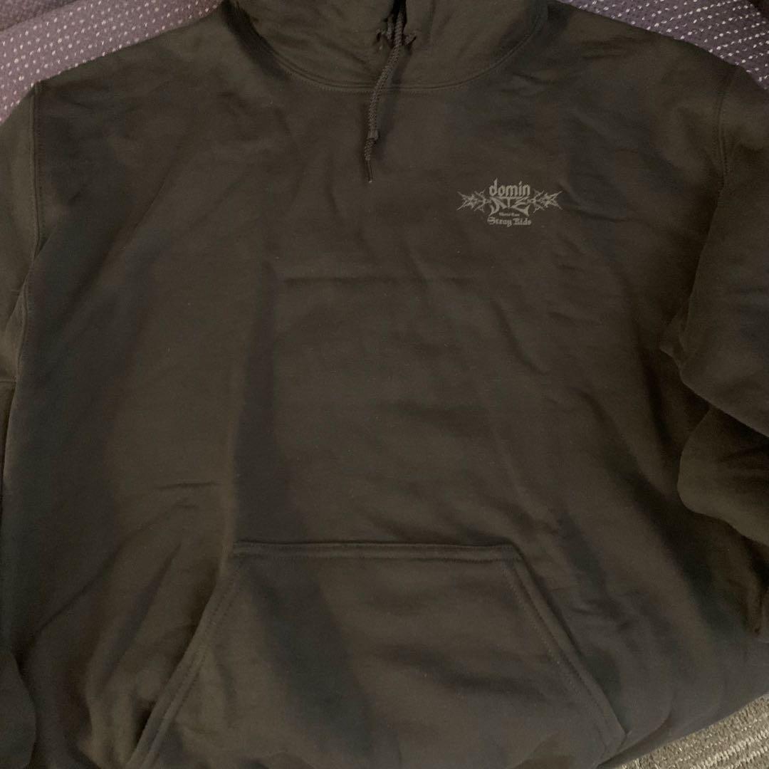 

[USED] StrayKids Hoodie, Size M, USA, Dark Zoo, Unworn, Stray Kids