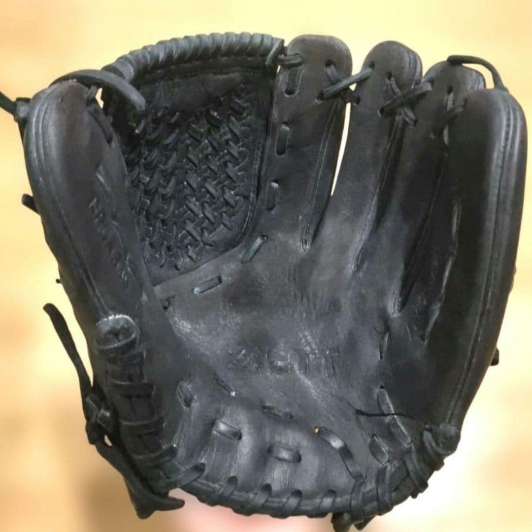 Used Z Gran Status Pitcher Adult Softball Glove R303