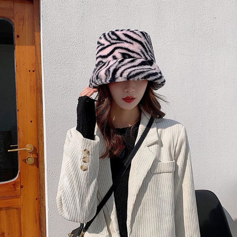 Caps with Flat Top for Warm Keeping Fuzzy Caps with Full-Covered Zebra Grain Decoration Hats Unisex Women Men