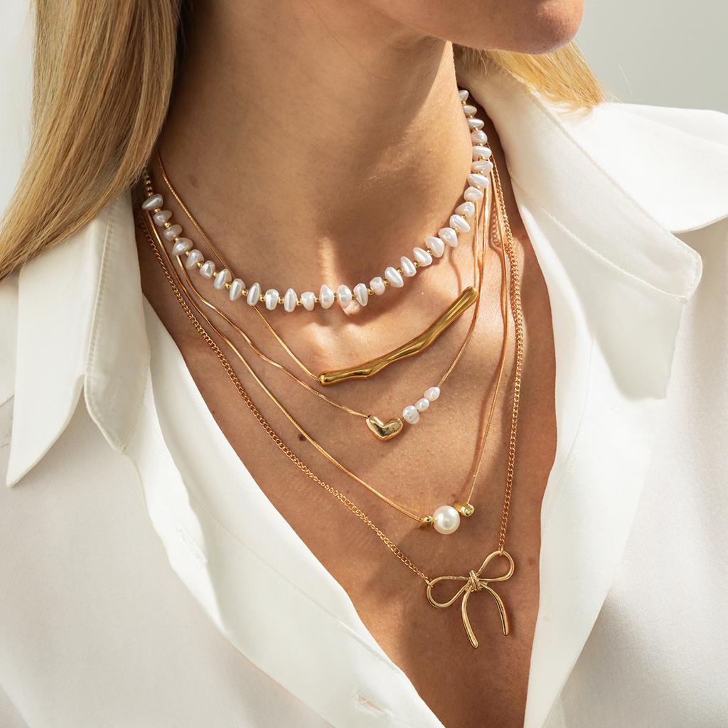 Wind Imitation Pearl Beads Stacked Necklace, Sweet And Cool Love Bow Elbow Collarbone Chain Necklace
