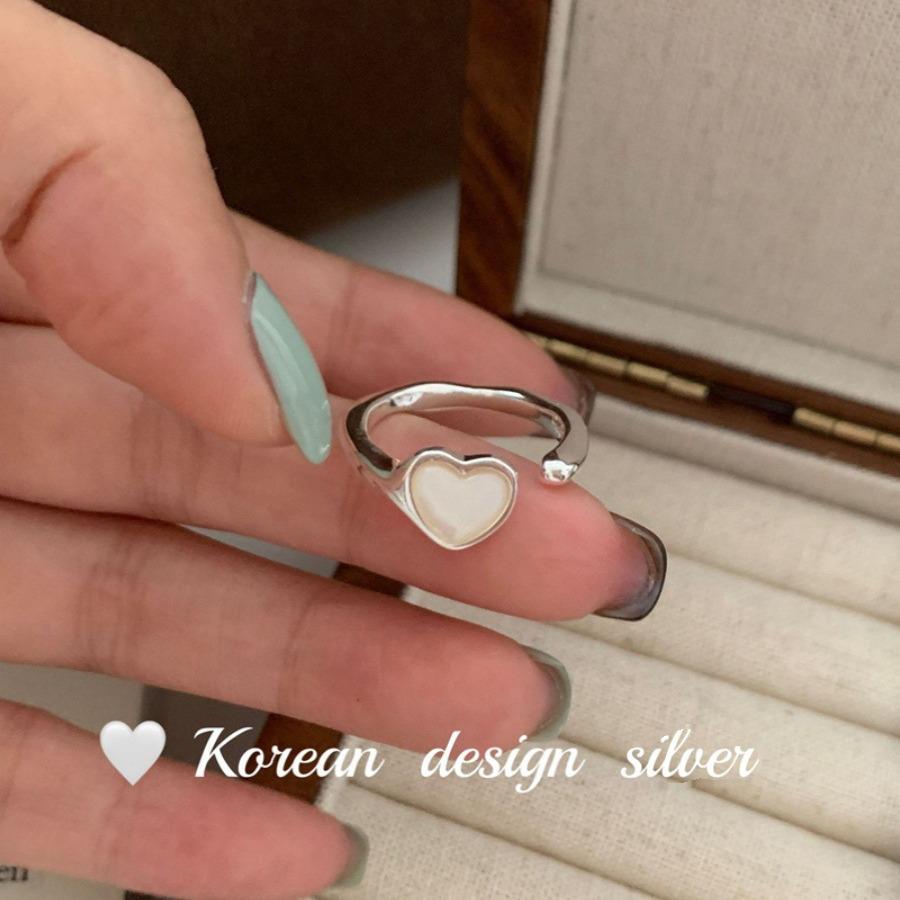 Sweet Heart Ring: Adjustable, Open-Style Light Luxury Ring for Women