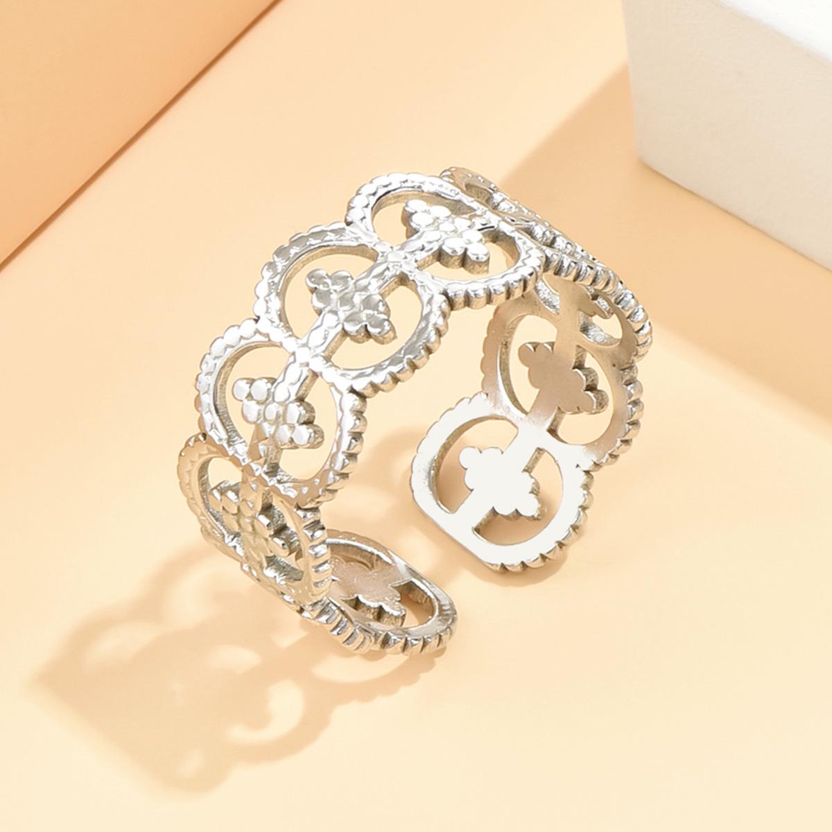 Retro Court-Style Adjustable Hollow Lace Stainless Steel Ring for Women
