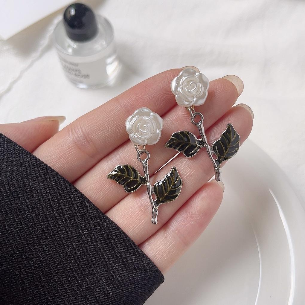 925 Silver Needle Curved Earrings Earrings Temperament Premium Versatile Small C-Shaped Circle Earrings