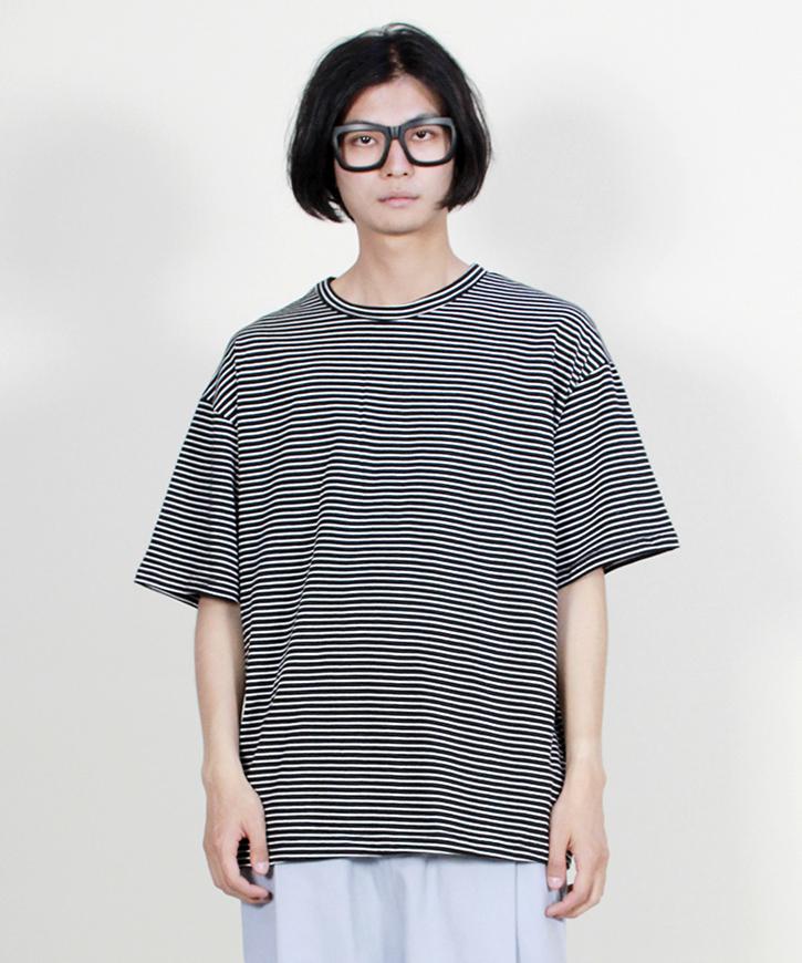 Deumakeu Oversized Short Sleeve T-Shirt Pinstripe Black