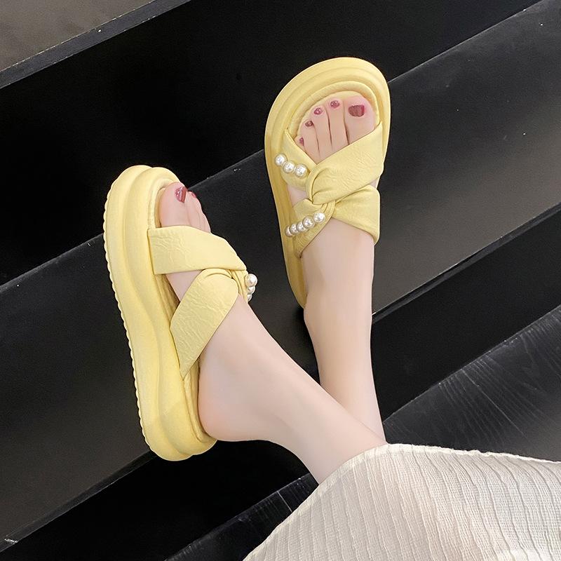 Cool Slippers Female 2025 Summer New with Skirt Fairy Wind Beaded Thick Bottom Outer Wear Cross Word Fashion Slippers