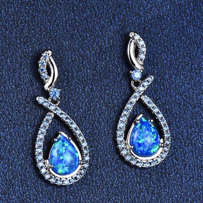 European and American Popular White Diamond Studded Earrings for Women Fashionable and Simple