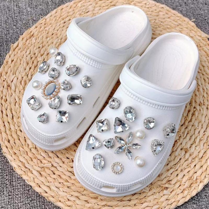 Shoe Charm DIY Pins Transparent Rhinestone Pearl Chain Decoration Buckle for Hole Shoes Charms Set Accessories Kids Boy Girls Gift