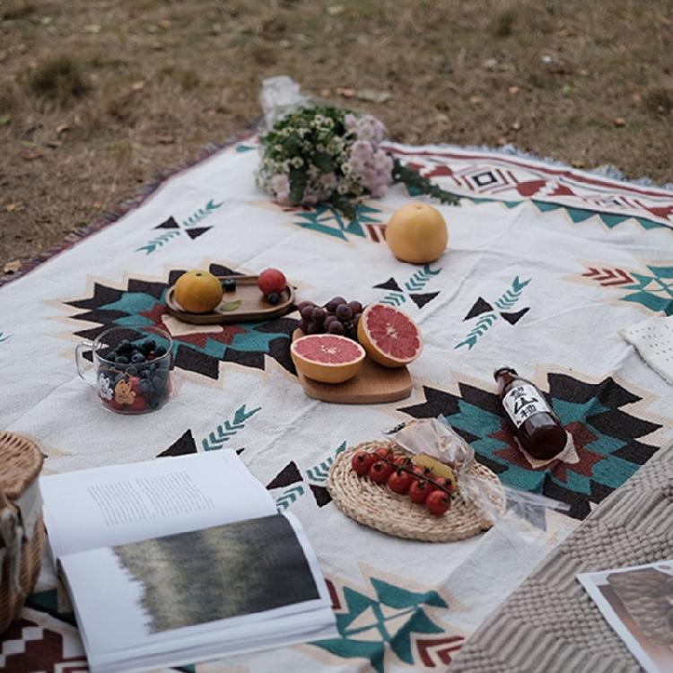 Ethnic Blanket Campings Picnics Mat Travel Rugs with Tassels Campings Equipment