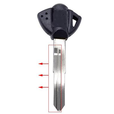 Lama non tagliata della chiave del motociclo per Suzuki GSXR600 750 1000 1300 SV650 1000 Chiave del motociclo vuota con lama