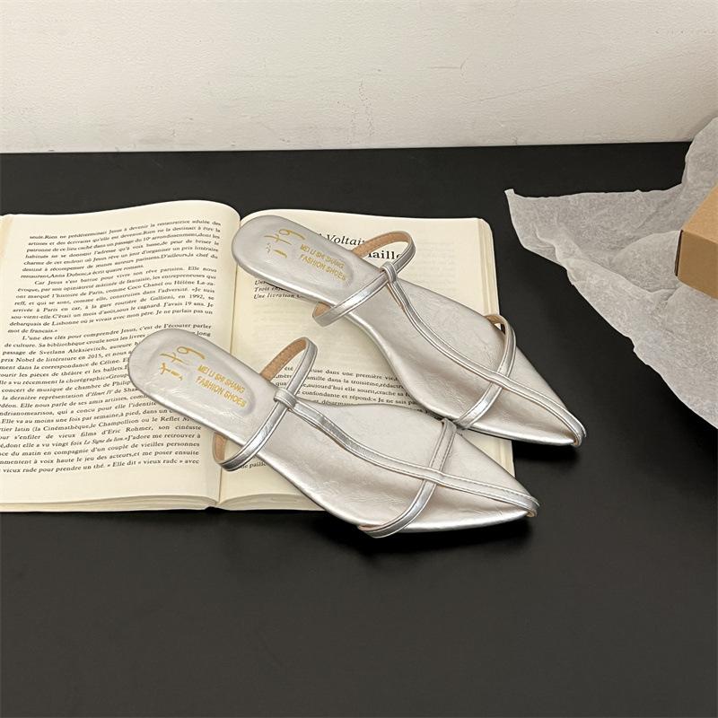 Soft-soled toe strappy cool slippers women's slippers summer 2025 fashion pointed beach shoes with skirt sandals tide